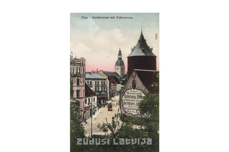 Smilšu iela un Pulvertornis. Avots: Zudusilatvija.lv